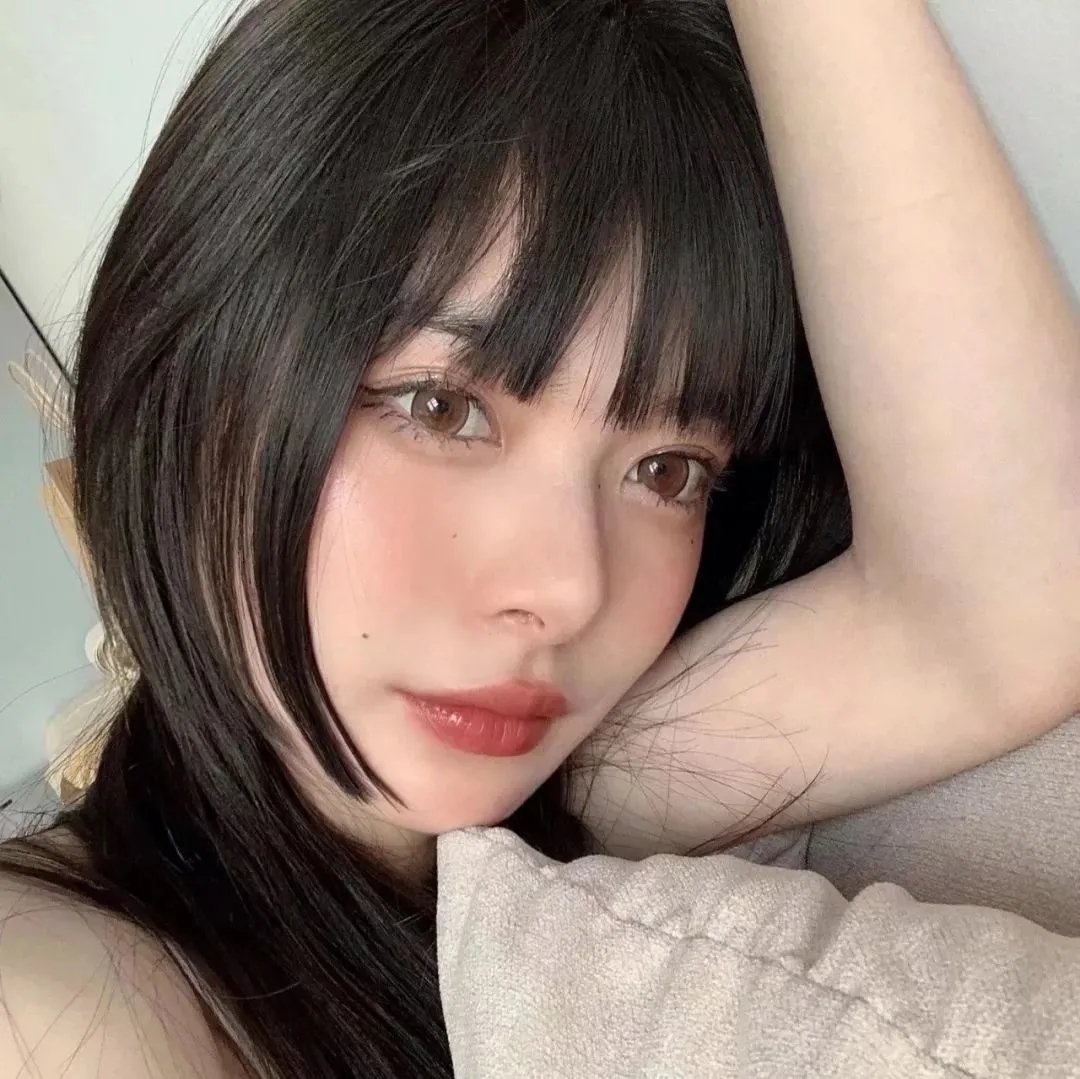 比基尼月亮